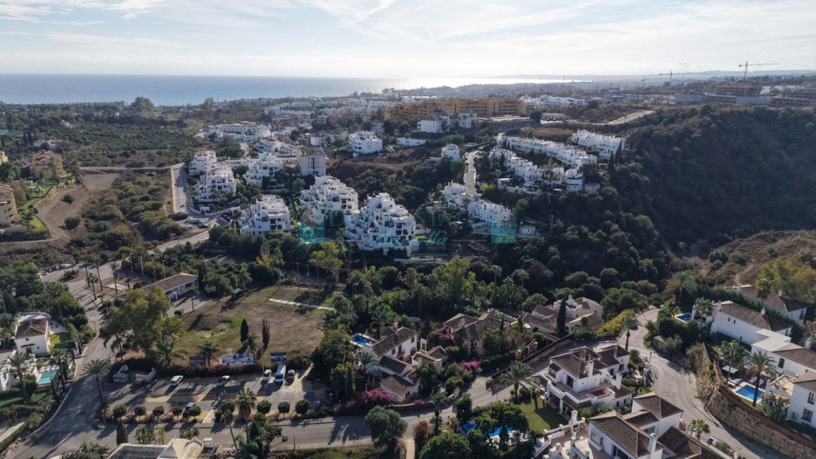 Apartment for sale in  Selwo, Estepona