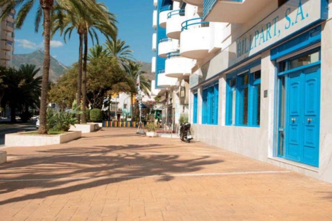 Office for sale in Marbella