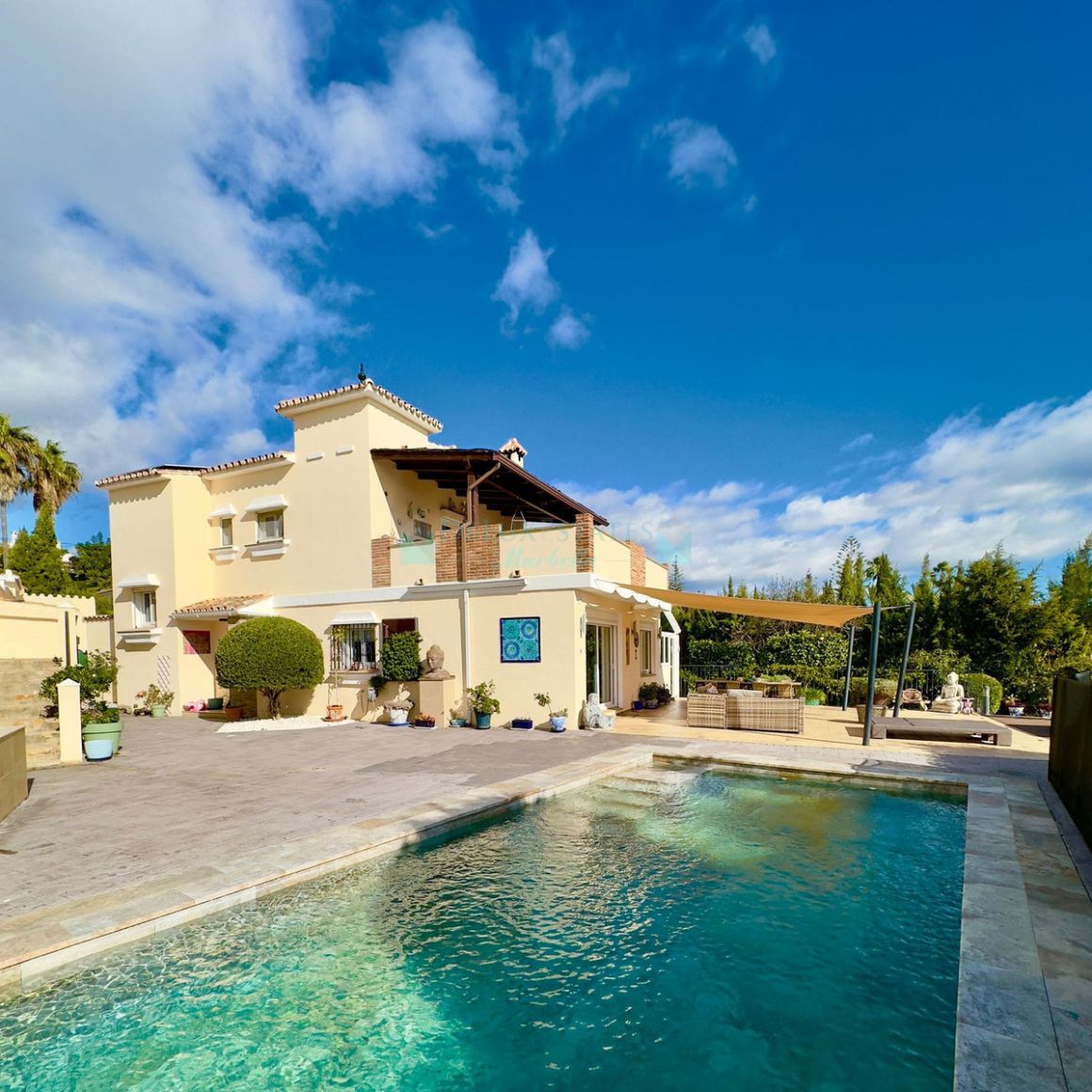 Villa in Estepona