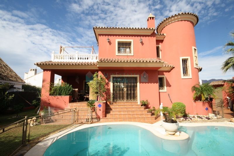 Villa for sale in  Las Chapas, Marbella East