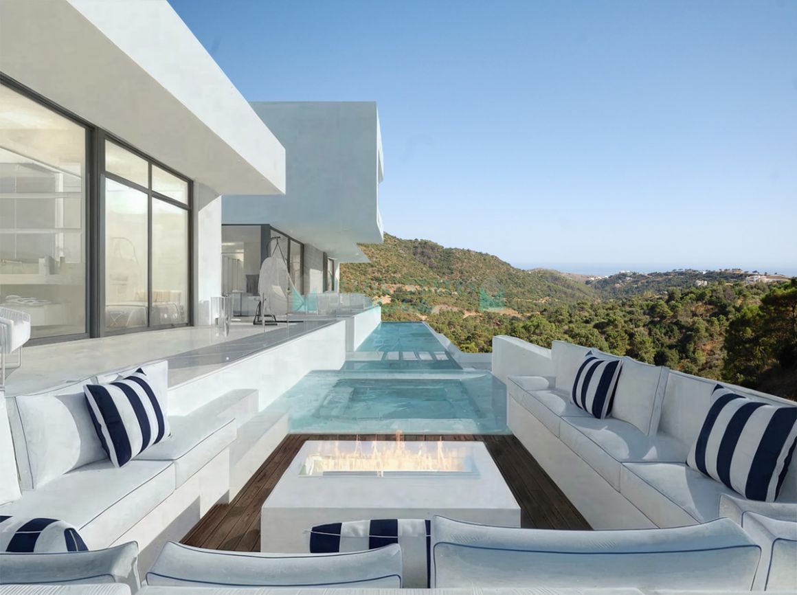 Villa for sale in Benahavis