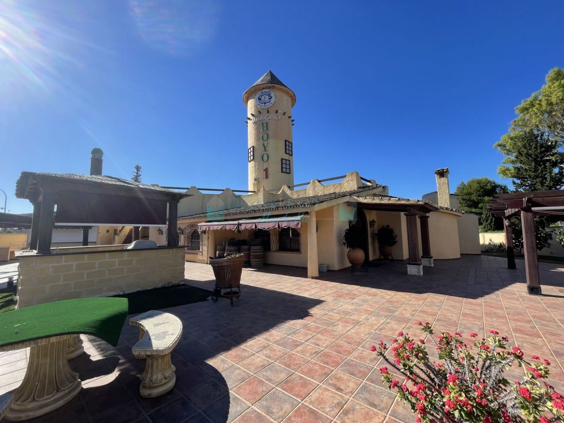 Bar for sale in  El Paraiso, Estepona