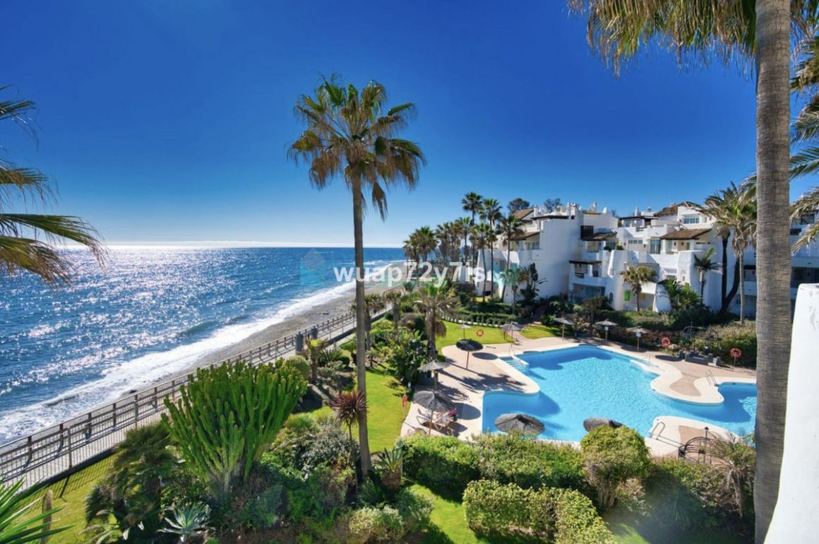 Ground Floor Apartment for sale in Marbella - Puerto Banus