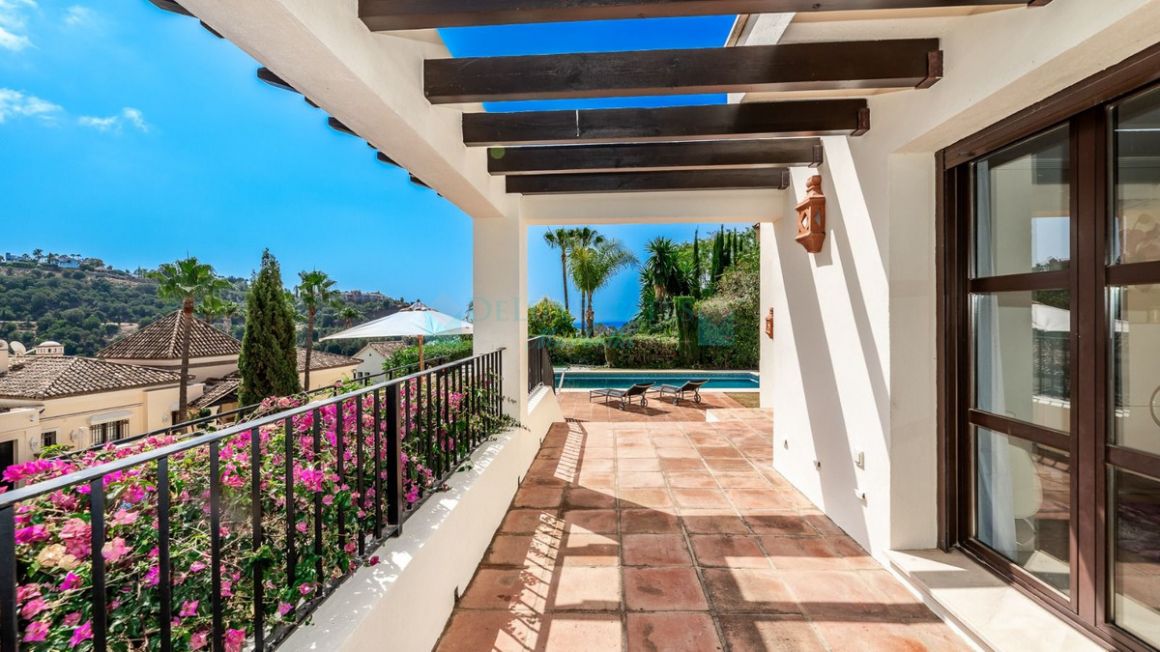 Villa in Los Arqueros, Benahavis