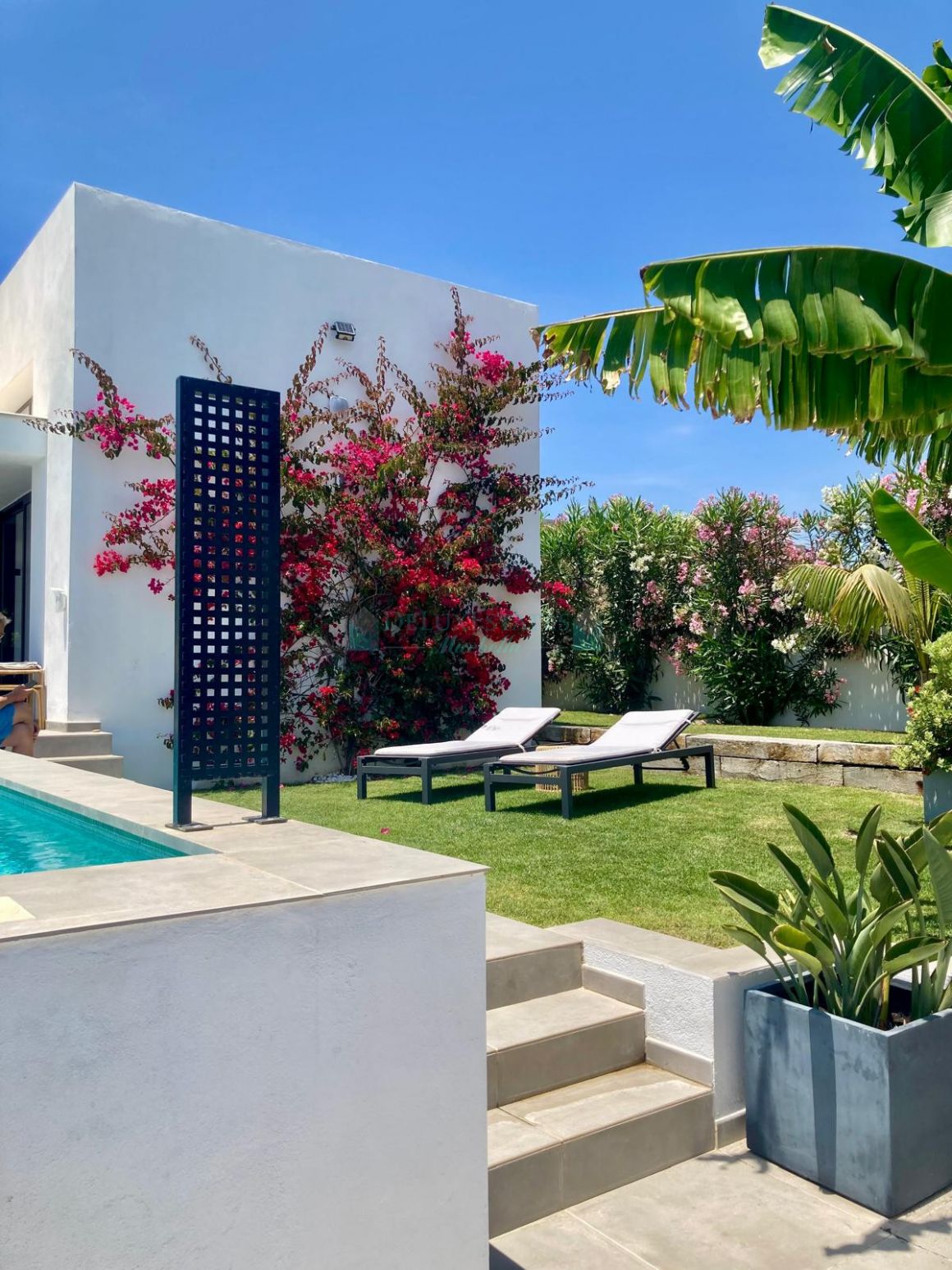 Villa for sale in  Valle Romano, Estepona