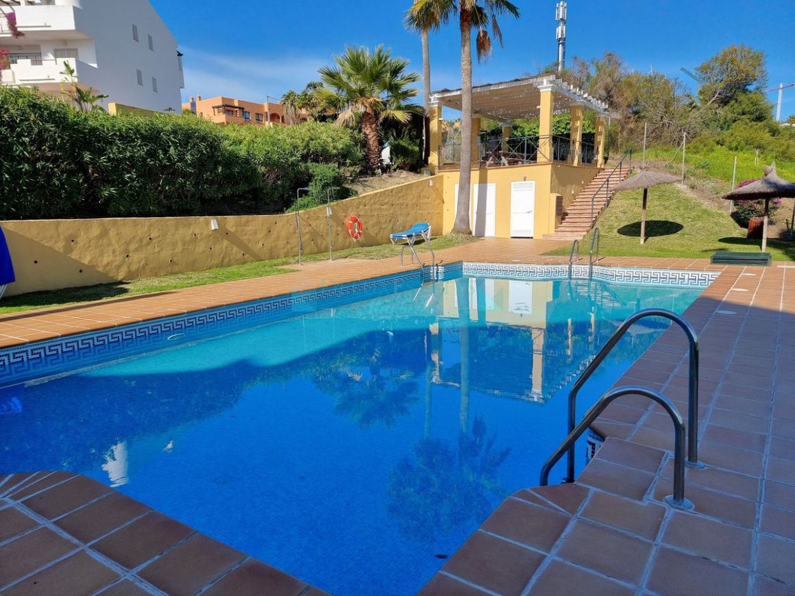 Penthouse for sale in Estepona