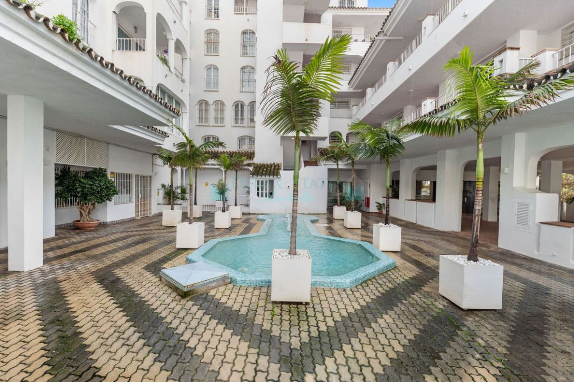 Apartment for sale in Marbella - Puerto Banus