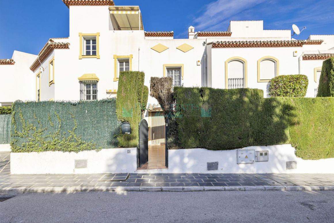 Town House for sale in  Bel Air, Estepona