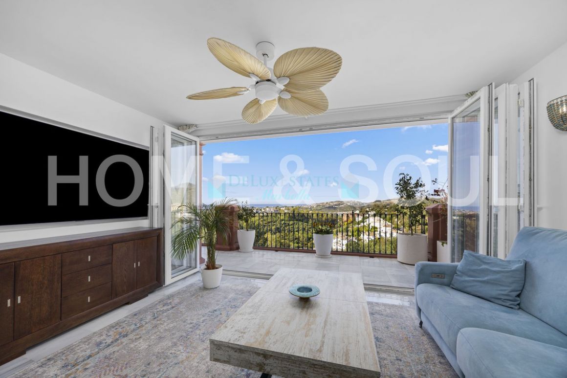 Ground Floor Apartment for sale in  Monte Halcones, Benahavis