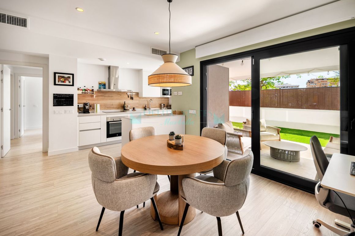 Ground Floor Apartment for sale in Estepona