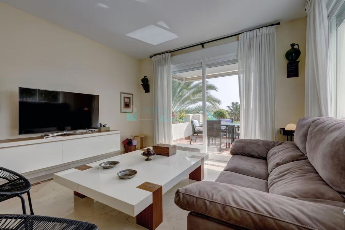 Apartamento en alquiler en  Costalita, Estepona