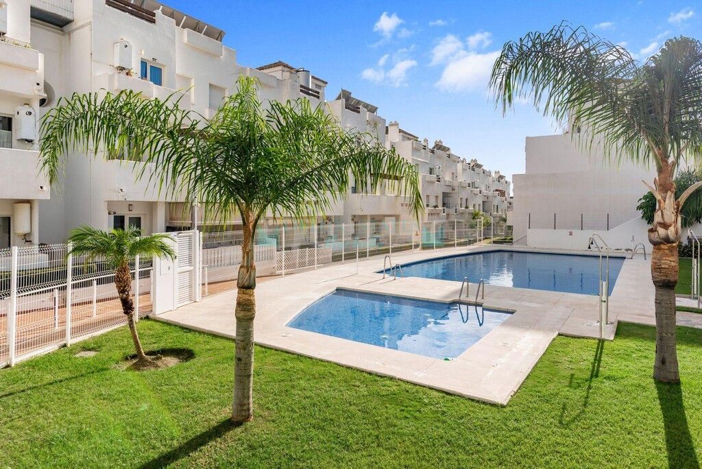 Penthouse for sale in Estepona