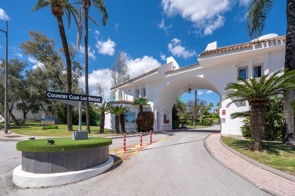 Ground Floor Apartment for sale in Nueva Andalucia