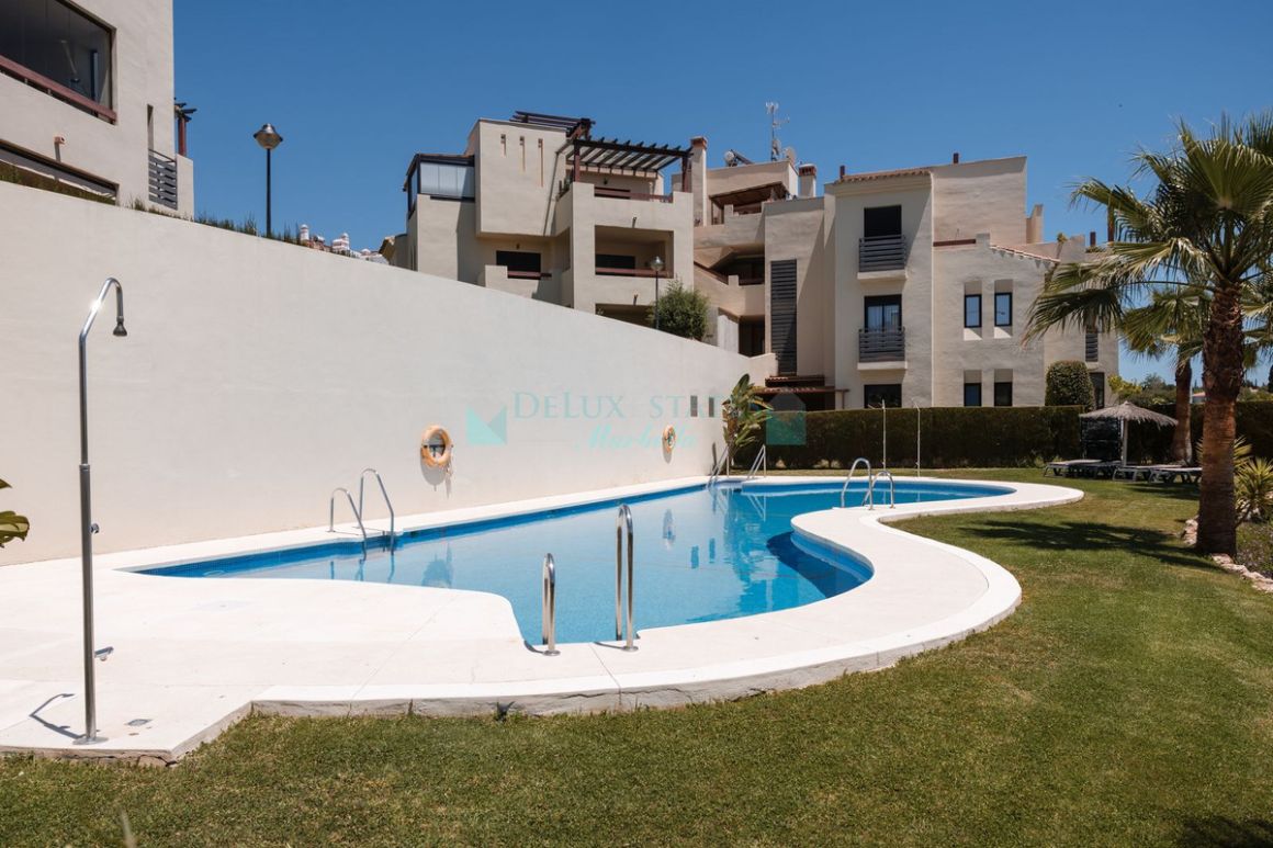 Apartment for sale in Estepona