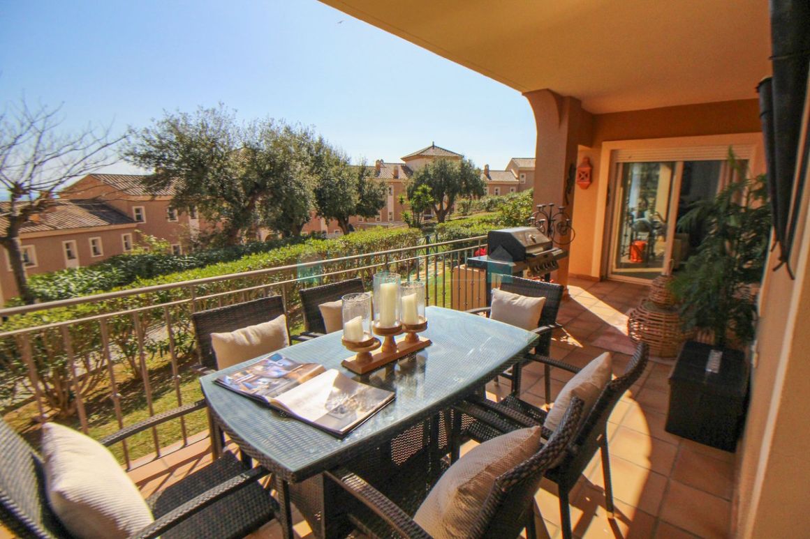 Apartamento Planta Baja en La Mairena, Marbella Este