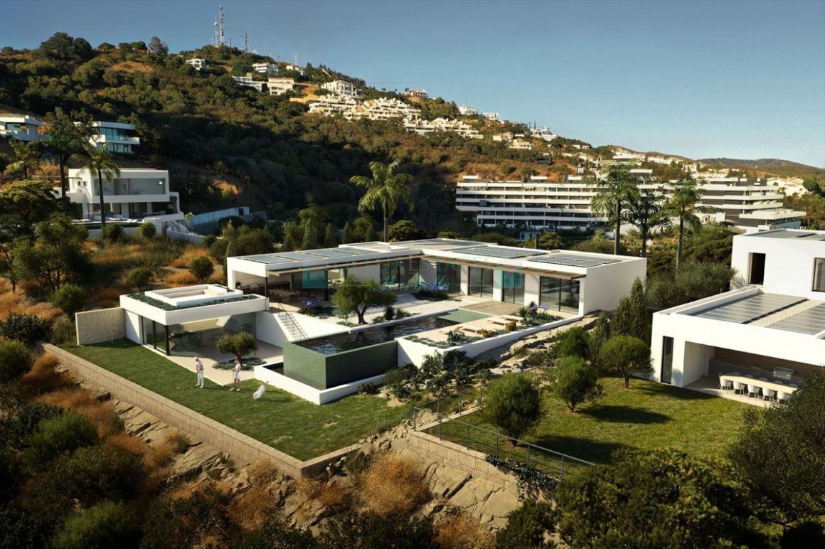 Villa in Los Altos de los Monteros, Marbella East