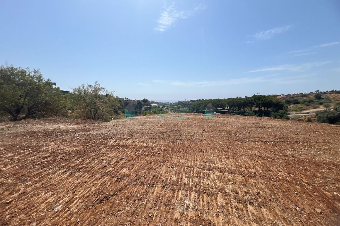 Plot for sale in Estepona