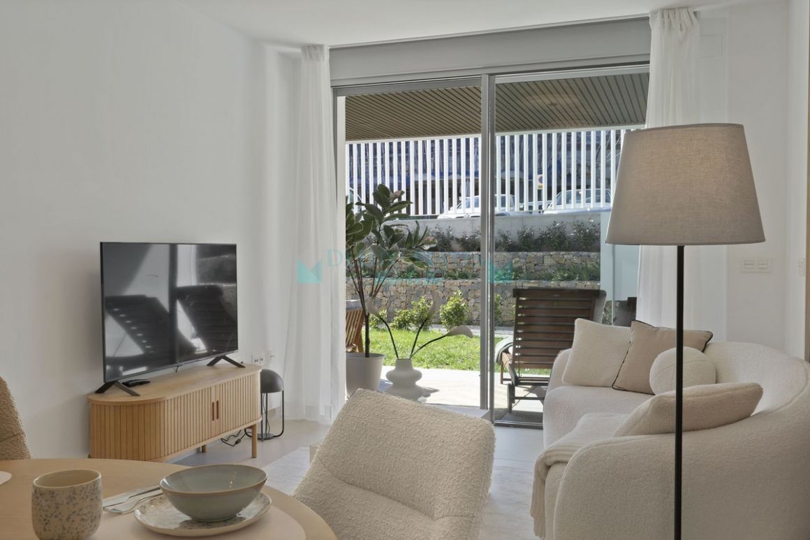 Apartamento Planta Baja en Elviria, Marbella Este