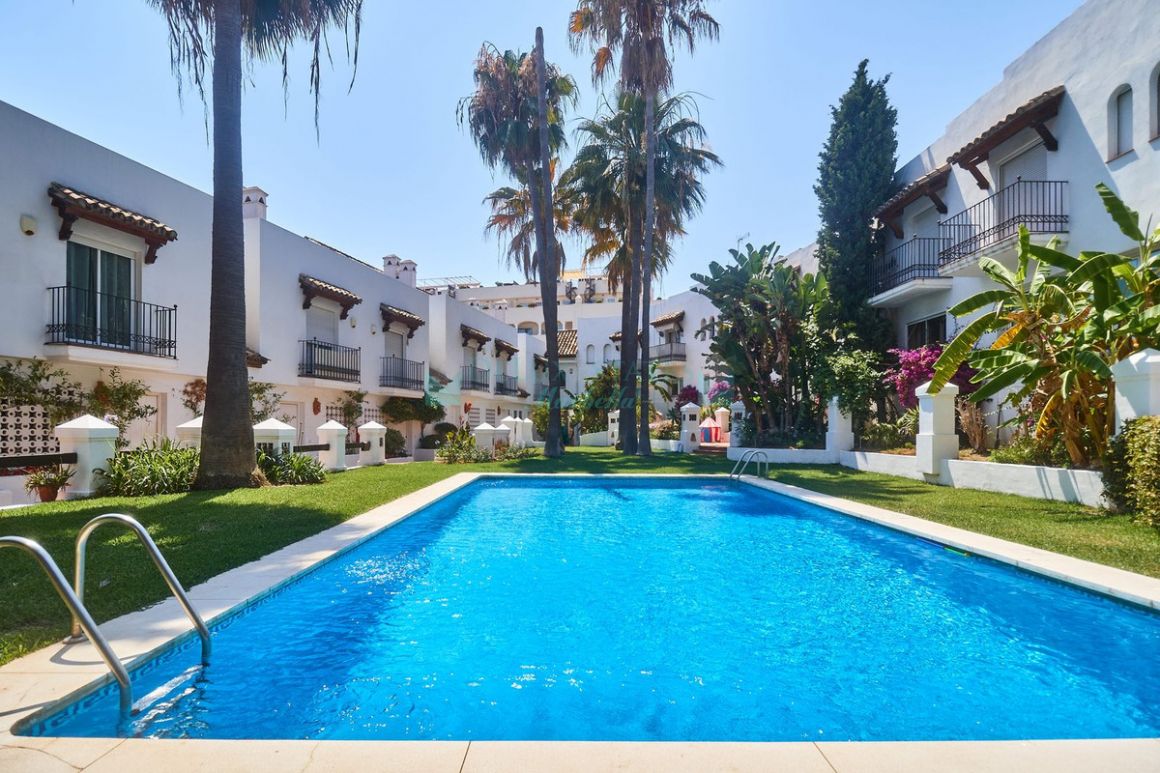 Town House for rent in Marbella Golden Mile