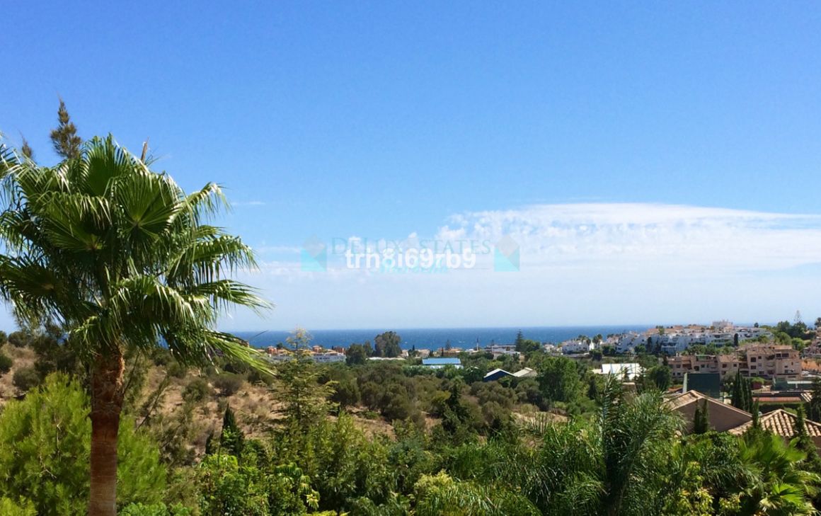 Villa for rent in Benahavis