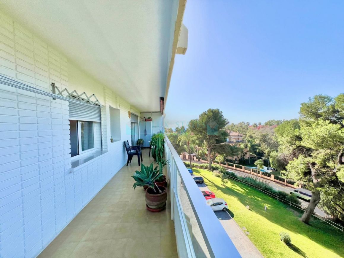 Apartment in Las Chapas, Marbella East