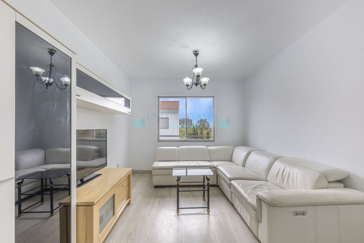 Penthouse for sale in Estepona