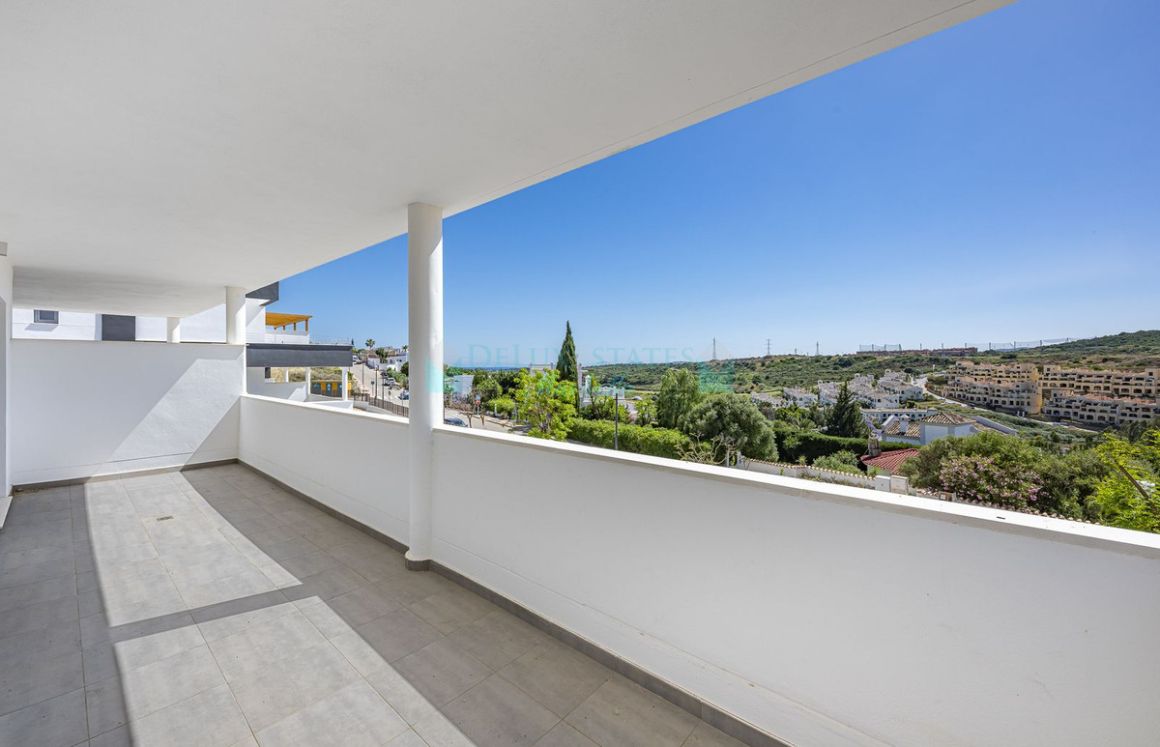 Ground Floor Apartment for sale in Estepona