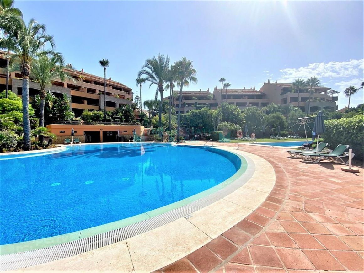 Ground Floor Apartment for sale in  Bahia de Marbella, Marbella East
