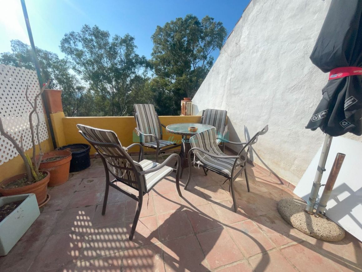 Ground Floor Apartment for sale in Estepona