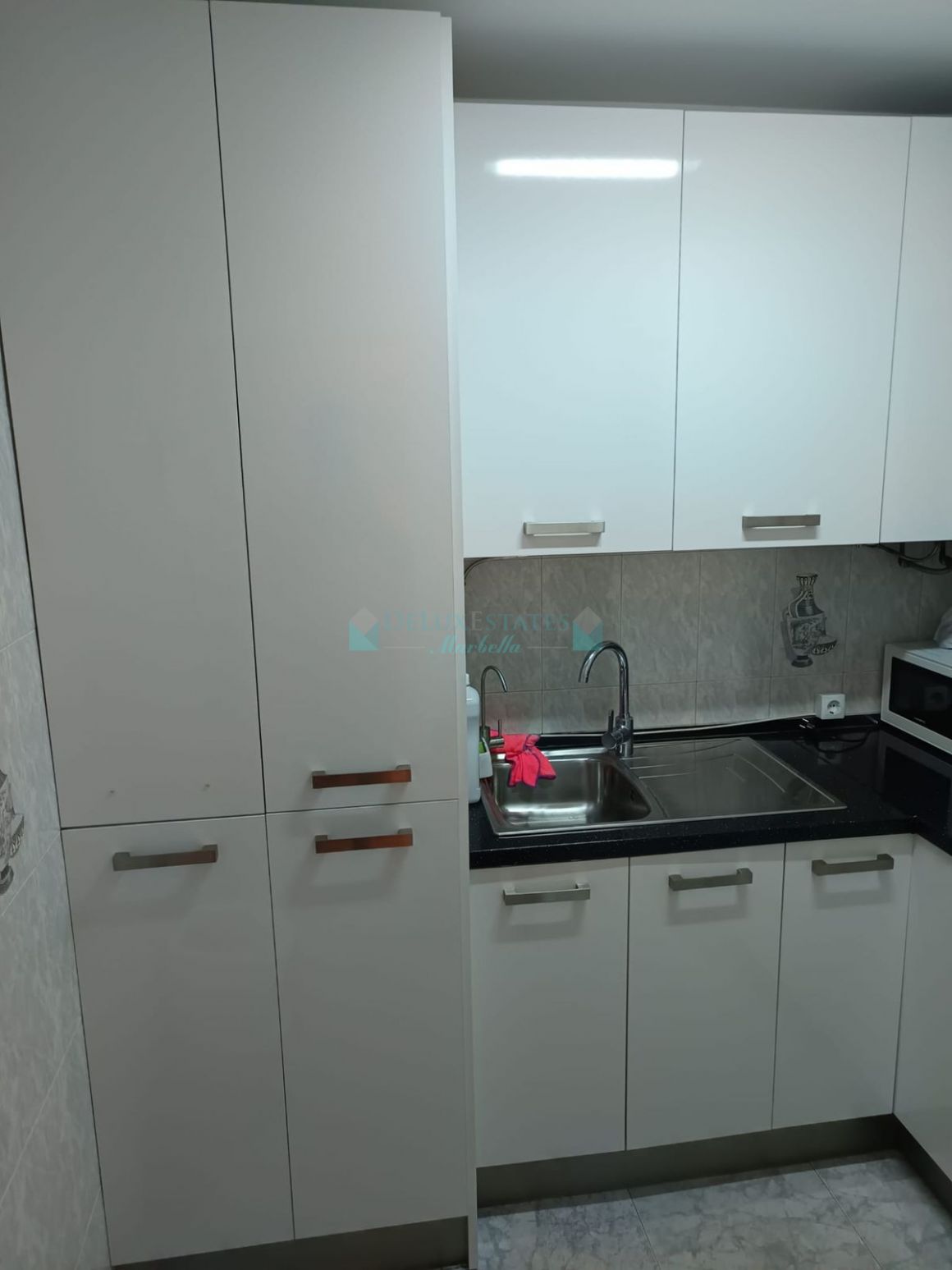 Ground Floor Apartment for sale in  La Campana, Nueva Andalucia