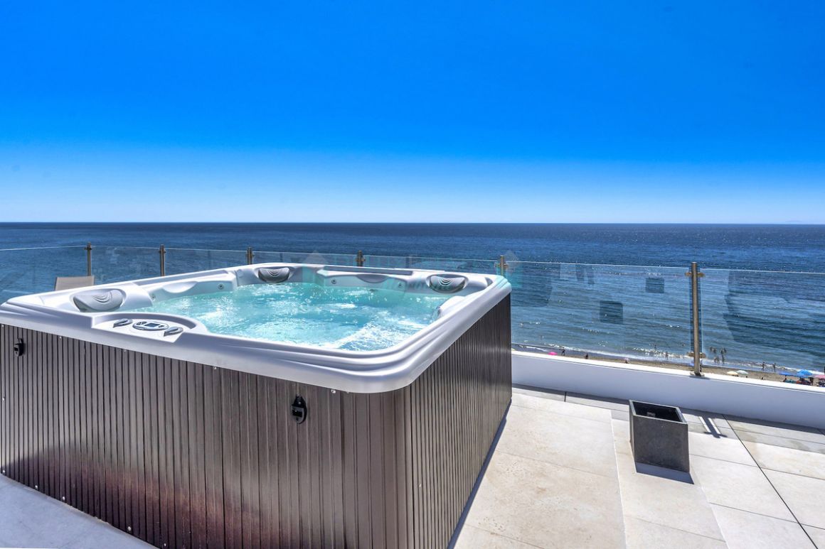 Penthouse for sale in Estepona