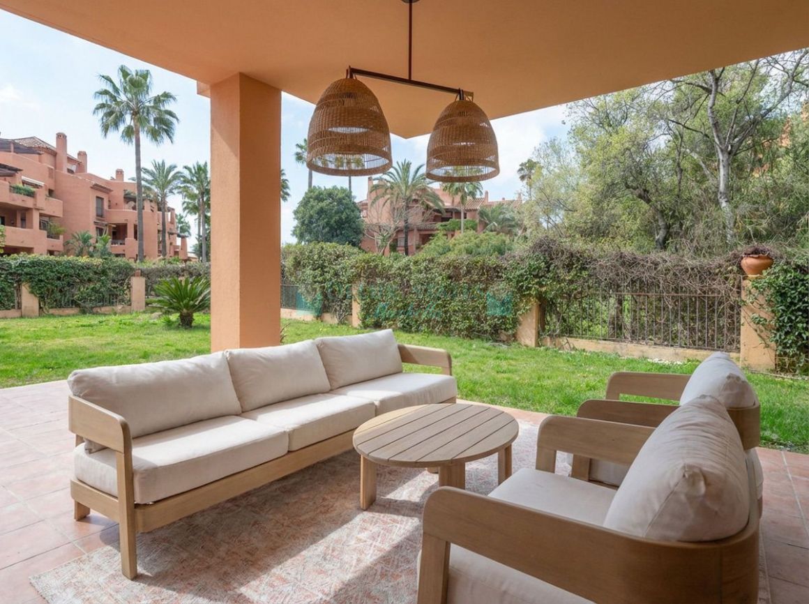 Ground Floor Apartment for sale in  Las Chapas, Marbella East