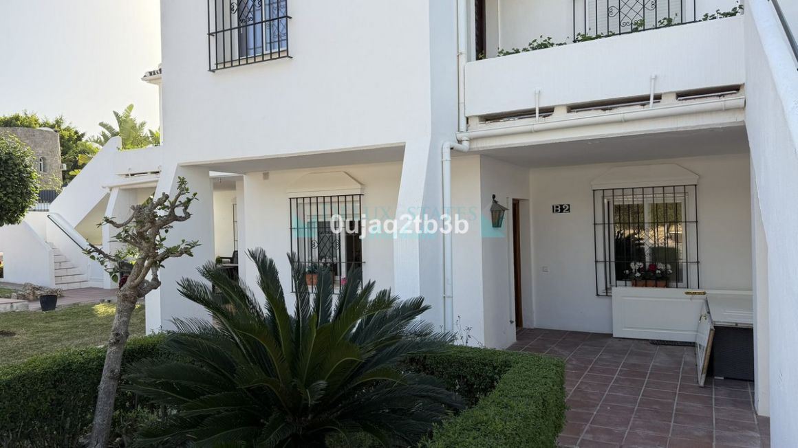 Ground Floor Apartment in Nueva Andalucia