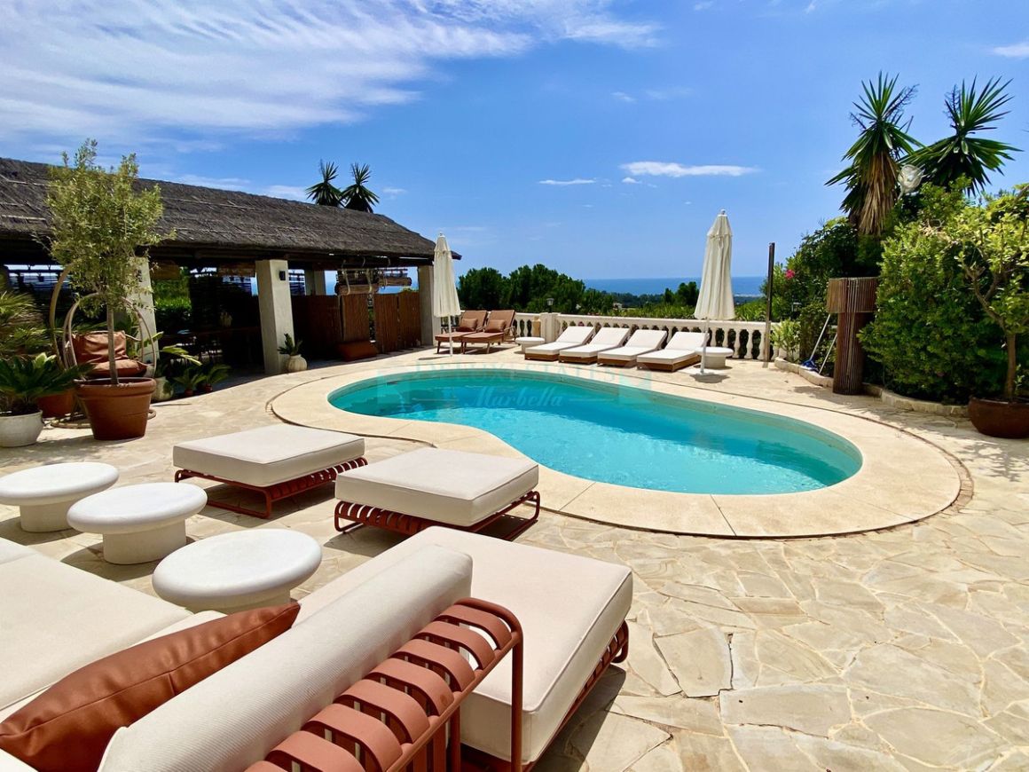 Villa en El Padron, Estepona