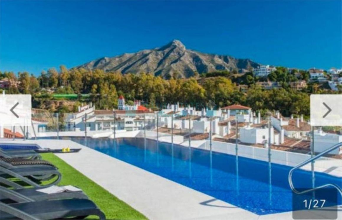 Apartment for sale in Nueva Andalucia