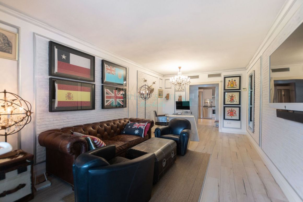 Ground Floor Apartment for sale in Marbella - Puerto Banus