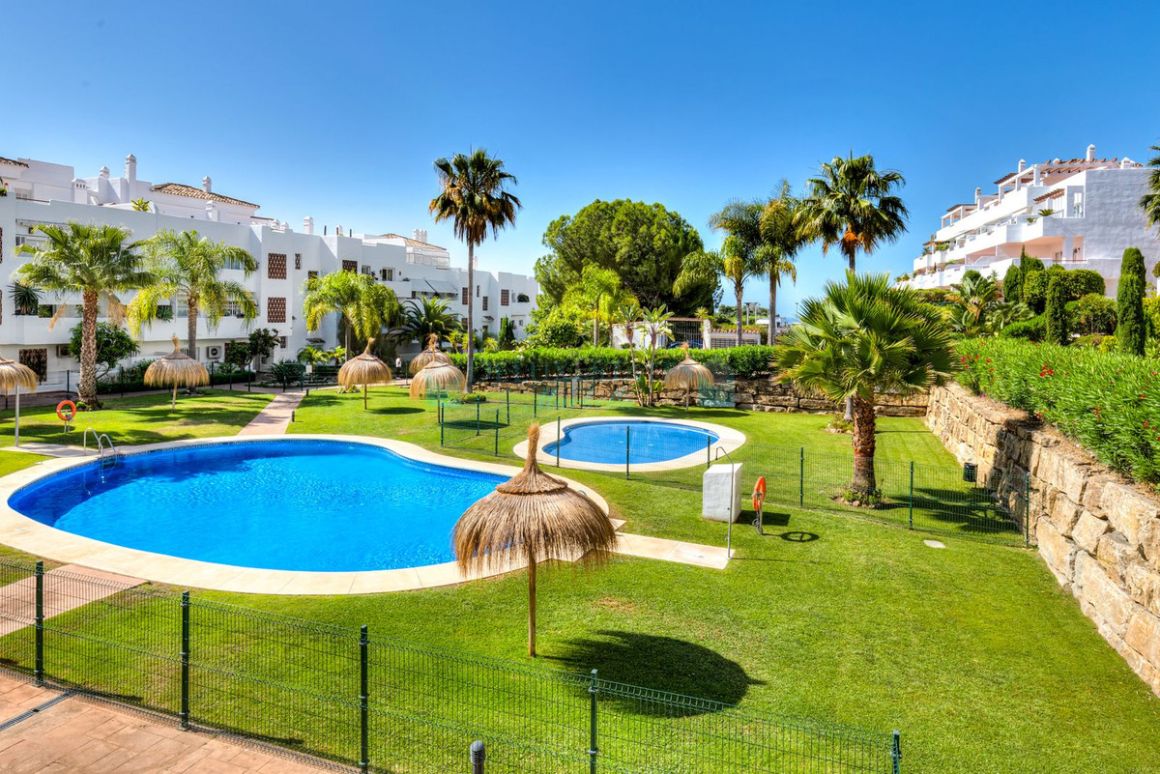 Apartment for sale in Estepona