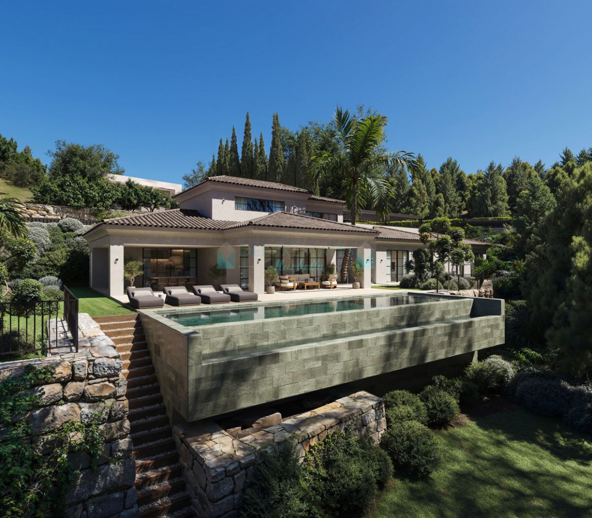 Plot for sale in Benahavis