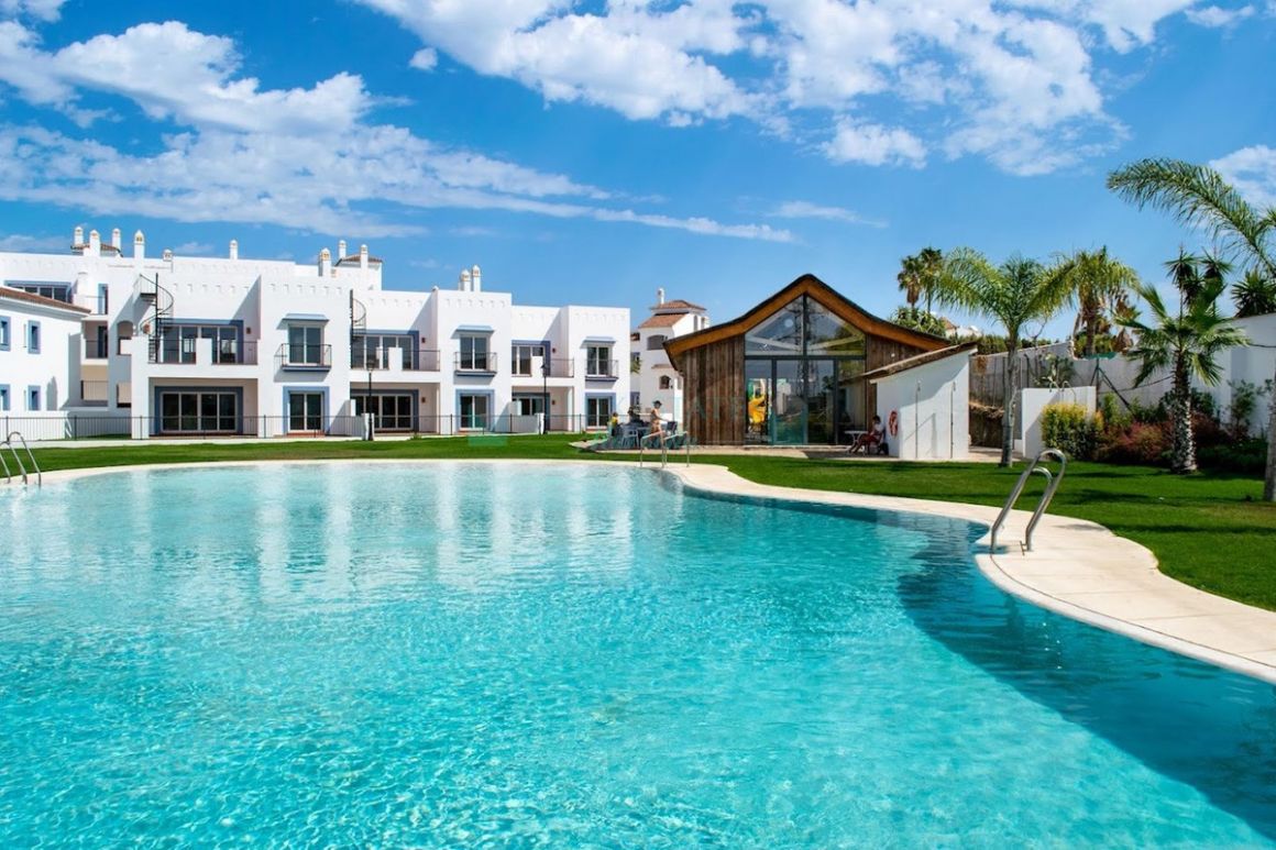 Ground Floor Apartment for sale in Benahavis