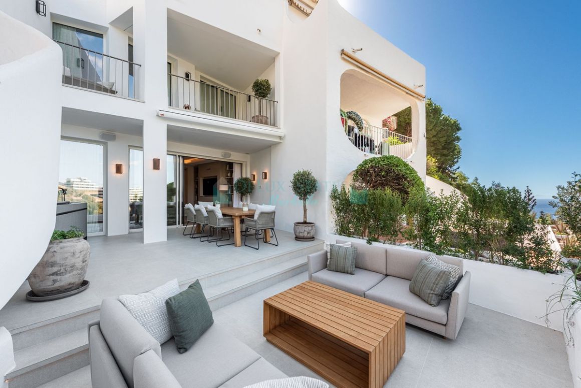 Town House in Los Altos de los Monteros, Marbella East