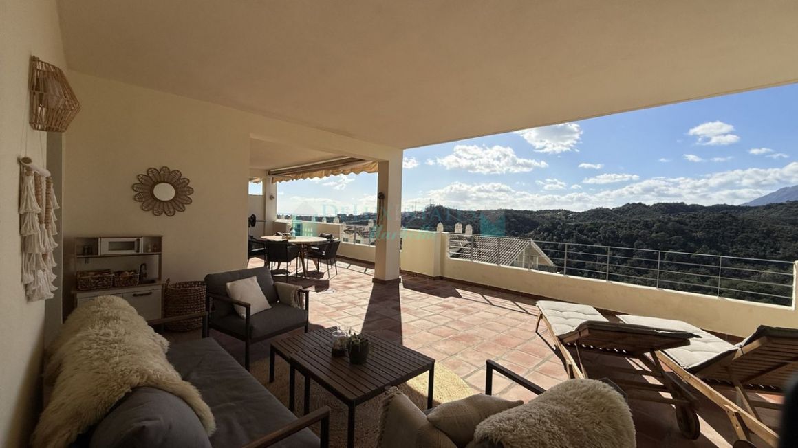 Apartment for sale in  Selwo, Estepona