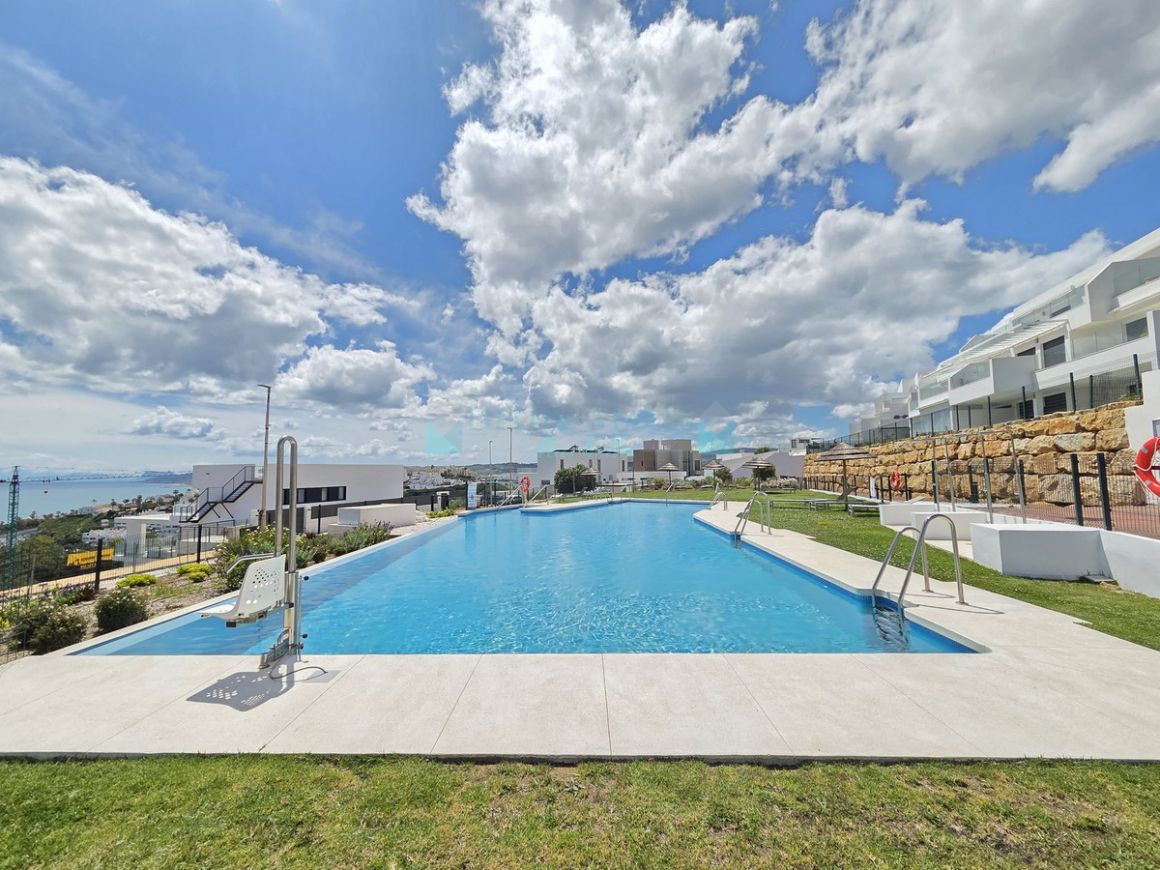 Apartment for sale in Estepona