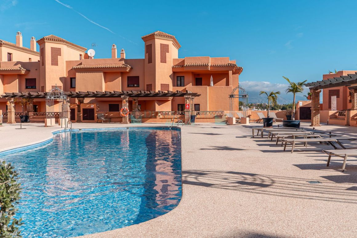 Apartment for sale in Benahavis