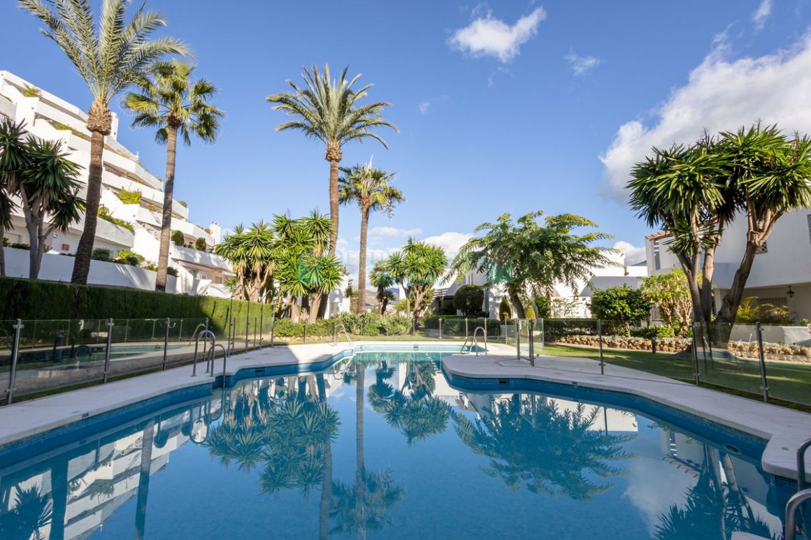 Apartment for sale in Nueva Andalucia