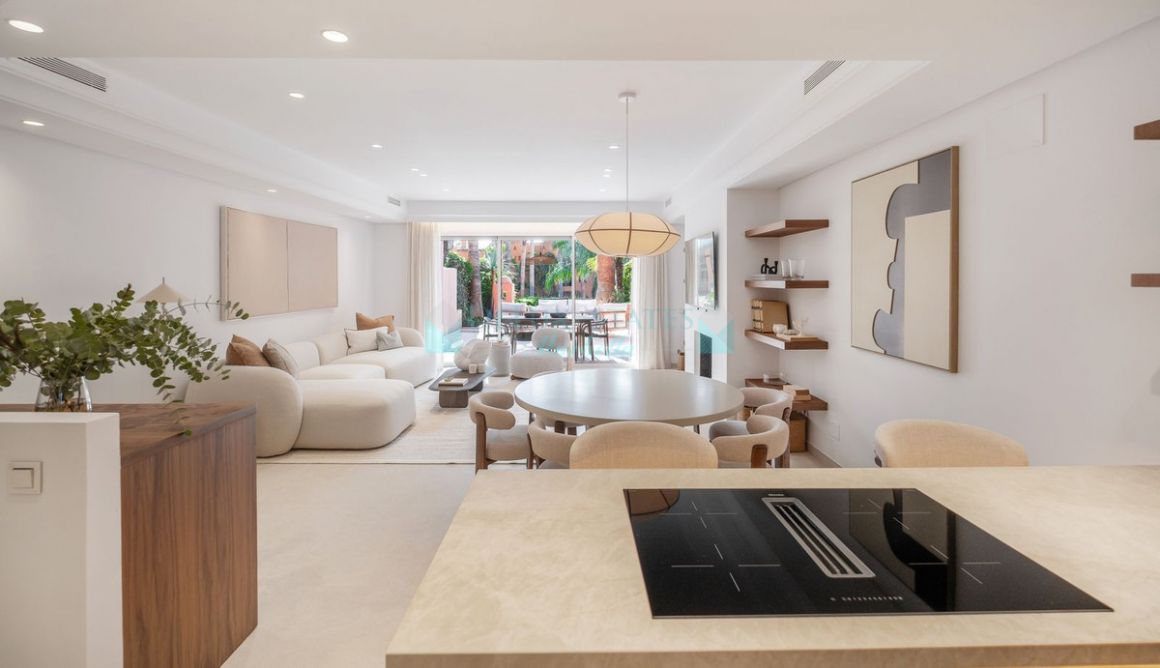 Villa Pareada en alquiler en Marbella Golden Mile