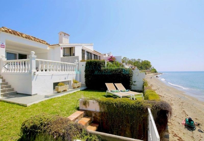 Semi Detached Villa in Estepona