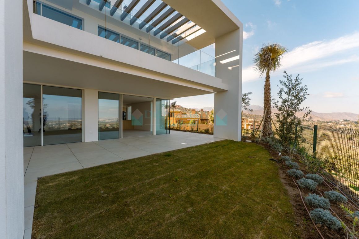 Ground Floor Apartment in Ojen