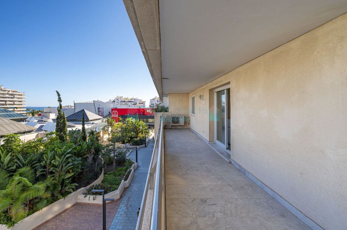 Apartment in Marbella - Puerto Banus