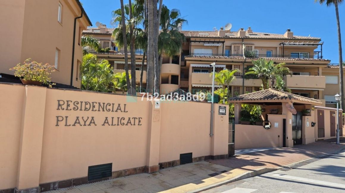 Ground Floor Apartment in El Rosario, Marbella East