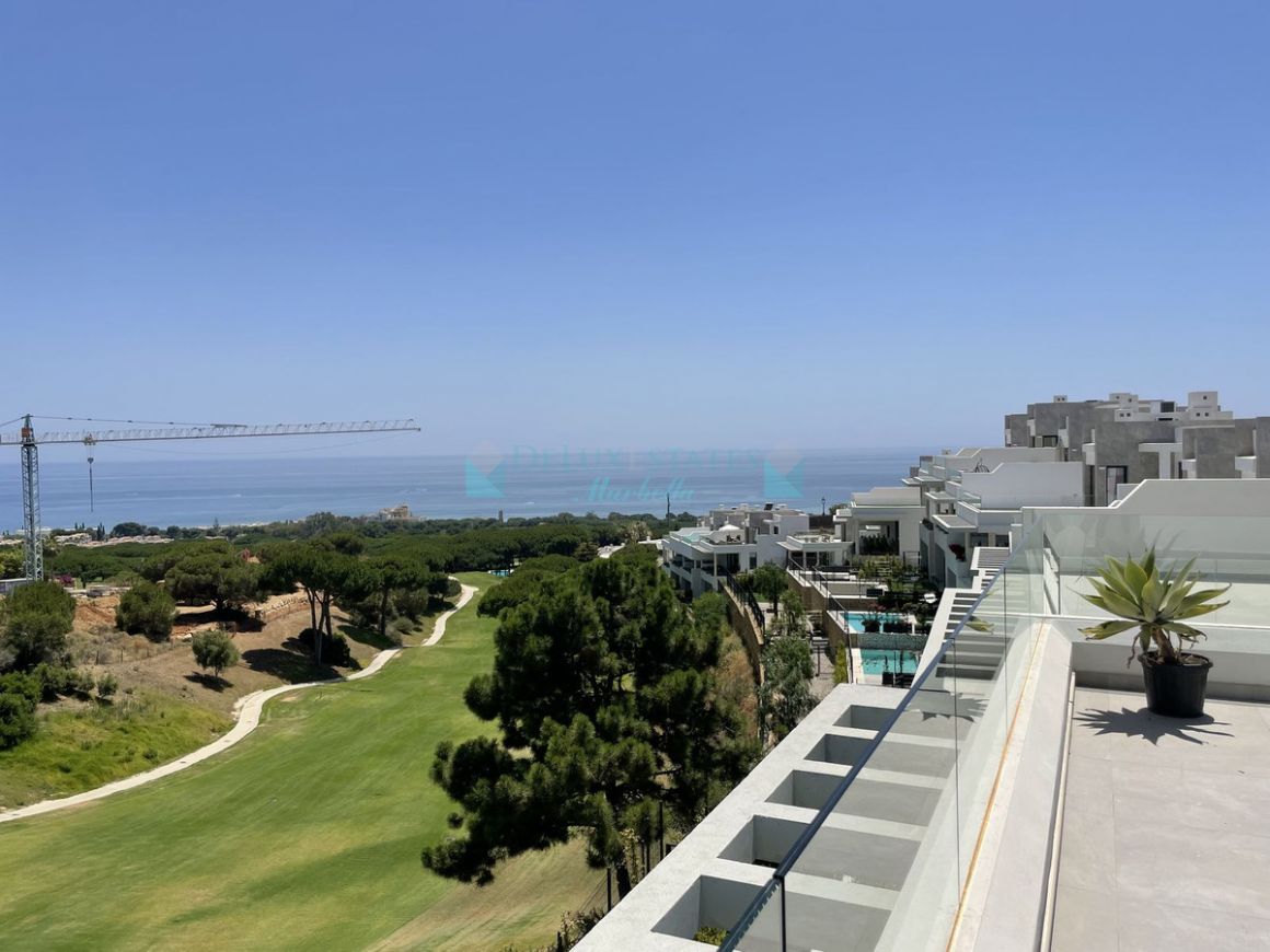 Semi Detached Villa for sale in  Cabopino, Marbella East